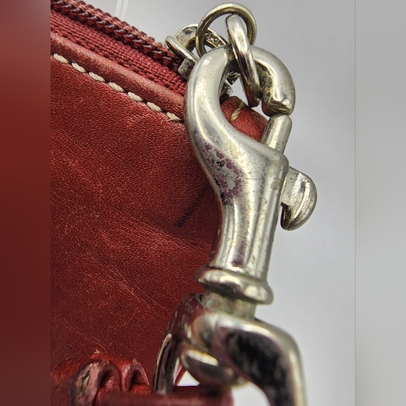 Vintage Coach Erikson Coin Purse in maroon red leather. - Picture 5 of 10
